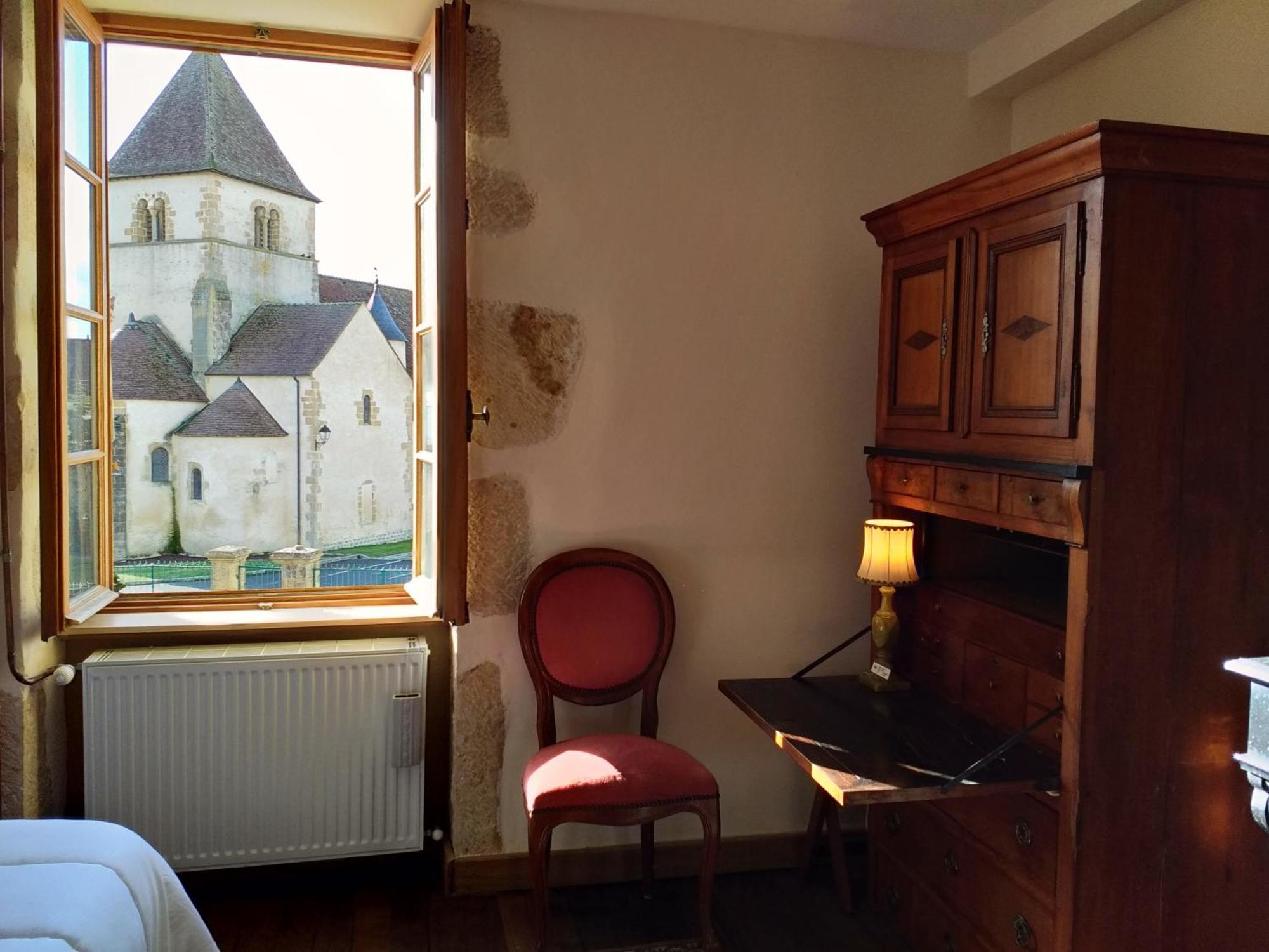 مبيت وإفطار Cercy-la-Tour Chez Casimir المظهر الخارجي الصورة